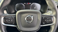 Volvo Xc40 2.0 B4P Momentum 5dr Auto [7 speed] Petrol Estate